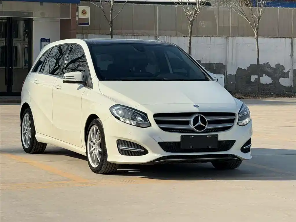 Mercedes-Benz B-Class 2016 — фото 3