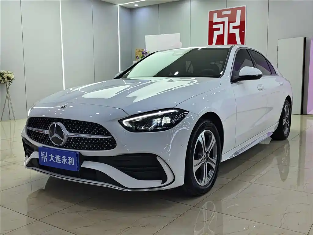Mercedes-Benz C-Class 2022 — фото 1