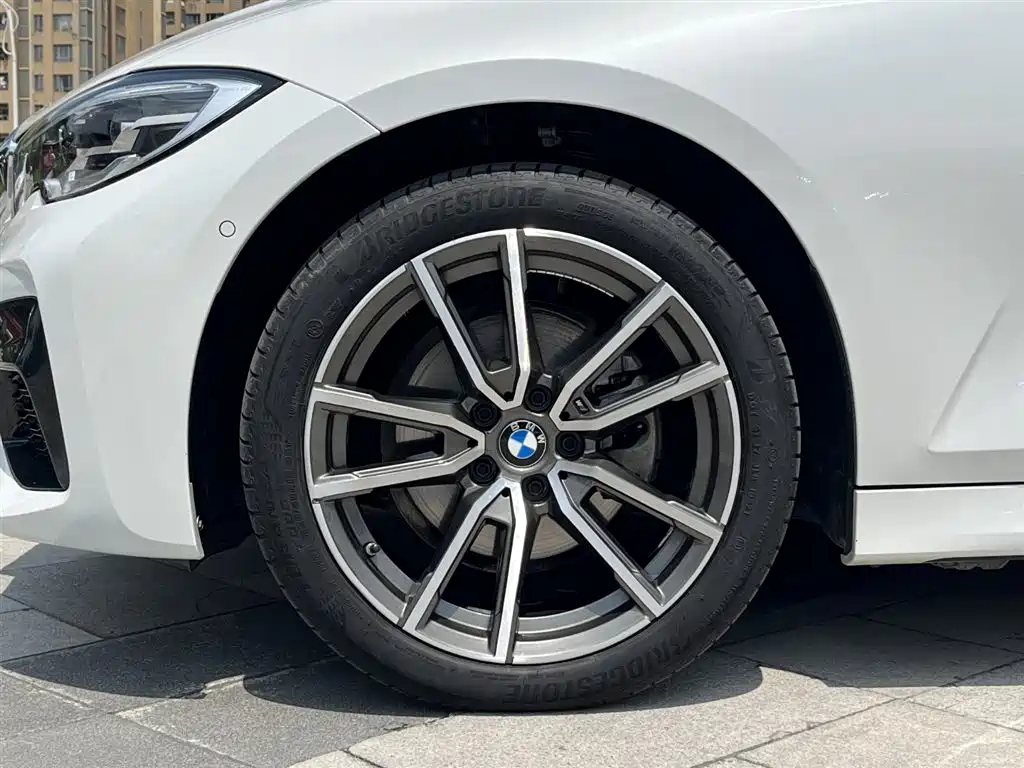BMW 3 Series 2020 — фото 10