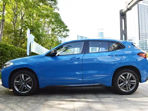 BMW X2 2023