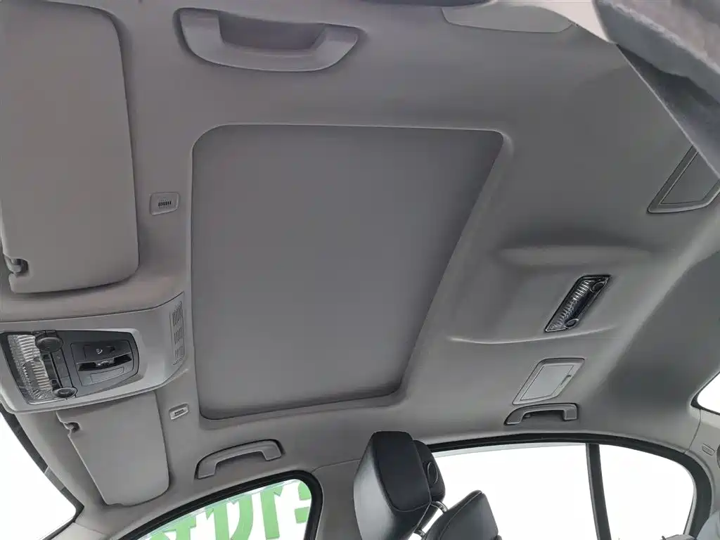 BMW 5 Series 2013 — фото 14