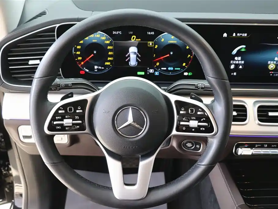 Mercedes-Benz GLE 2021 — фото 17