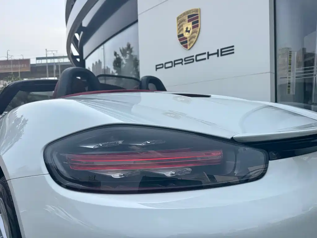 Porsche 718 2022 — фото 17