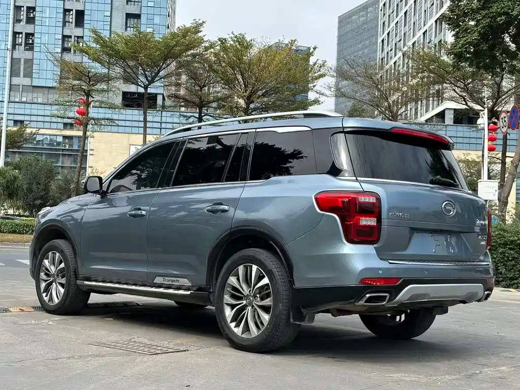 GAC Motor Trumpchi GS8 2017 — фото 9