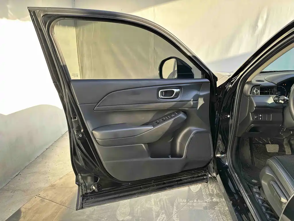 Honda Vezel 2023 — фото 24