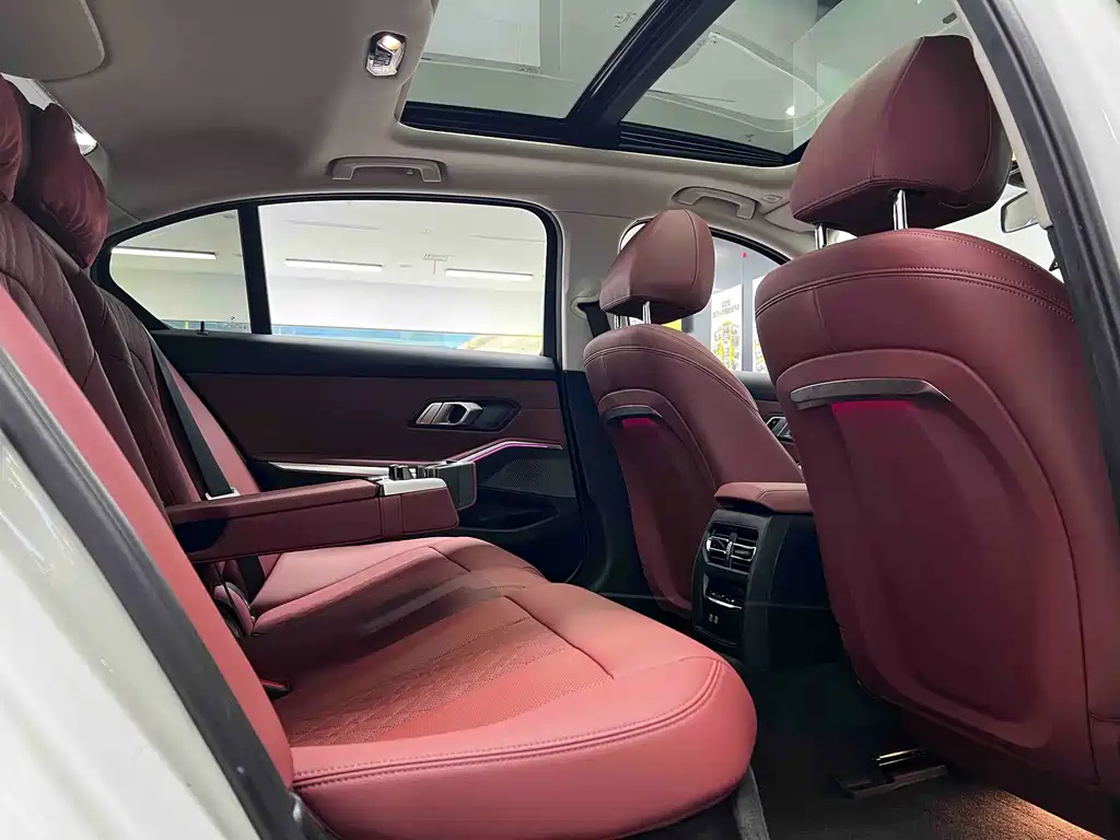 BMW i3 2023 — фото 19