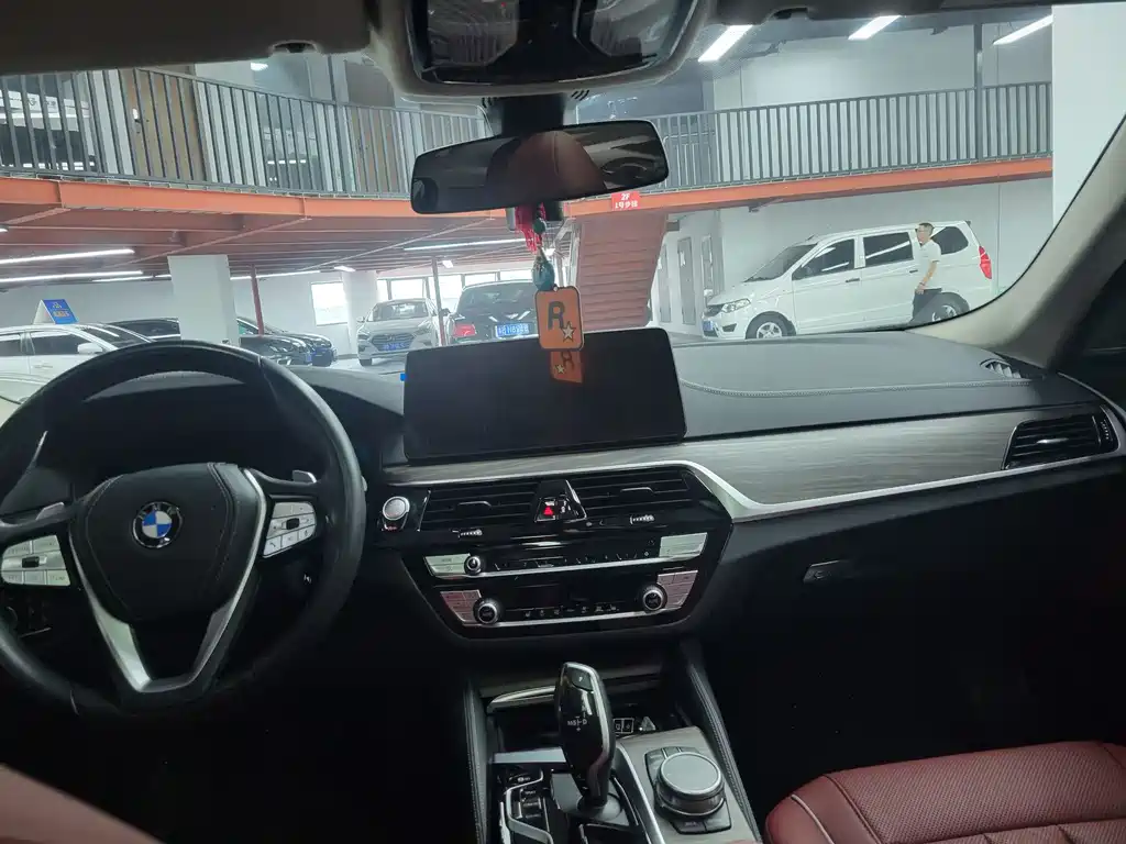 BMW 5 Series 2023