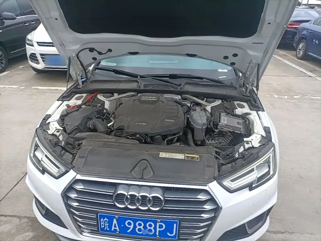 Audi A4L 2020 — фото 20