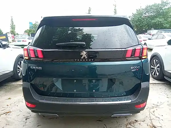 Peugeot 5008 2017