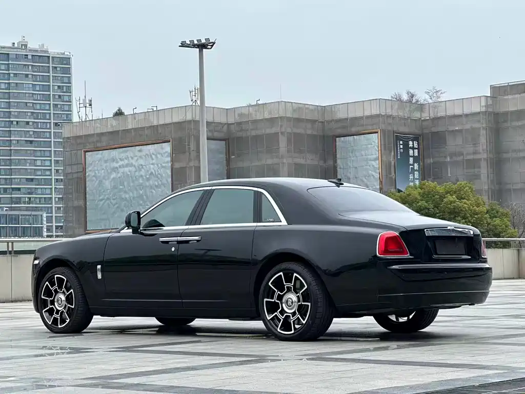 Rolls-Royce Ghost 2010 — фото 4