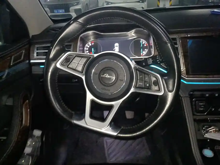 Zotye Damai X7 2017 — фото 15