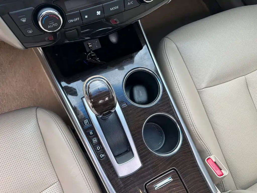 Nissan Teana 2015 — фото 17