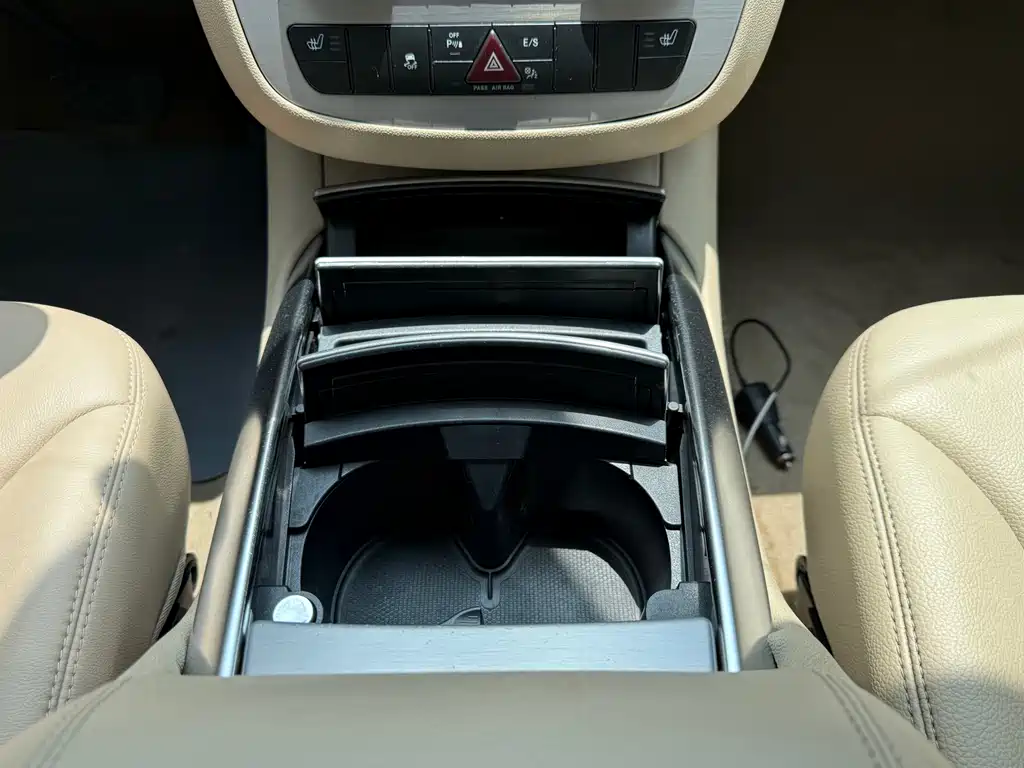 Mercedes-Benz R-Class 2013 — фото 14