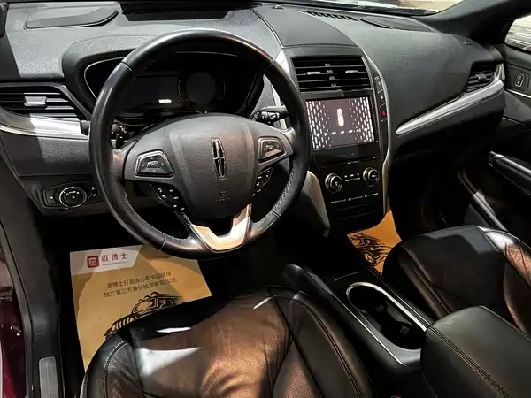 Lincoln MKC 2019