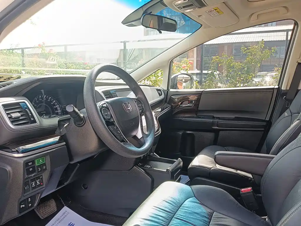 Honda Odyssey 2020 — фото 14
