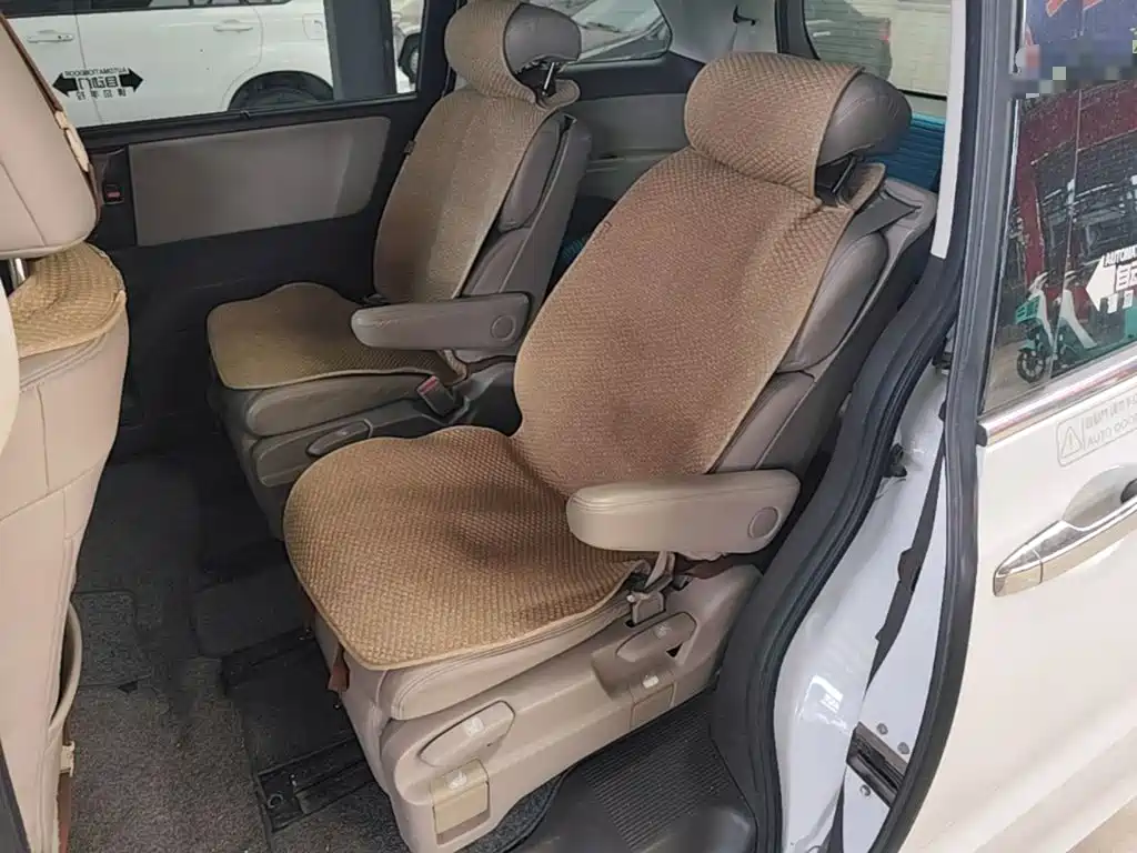 Honda Odyssey 2016 — фото 17