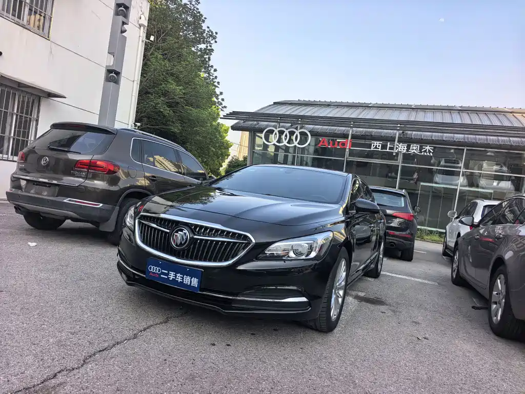 Buick LaCrosse 2016 — фото 1