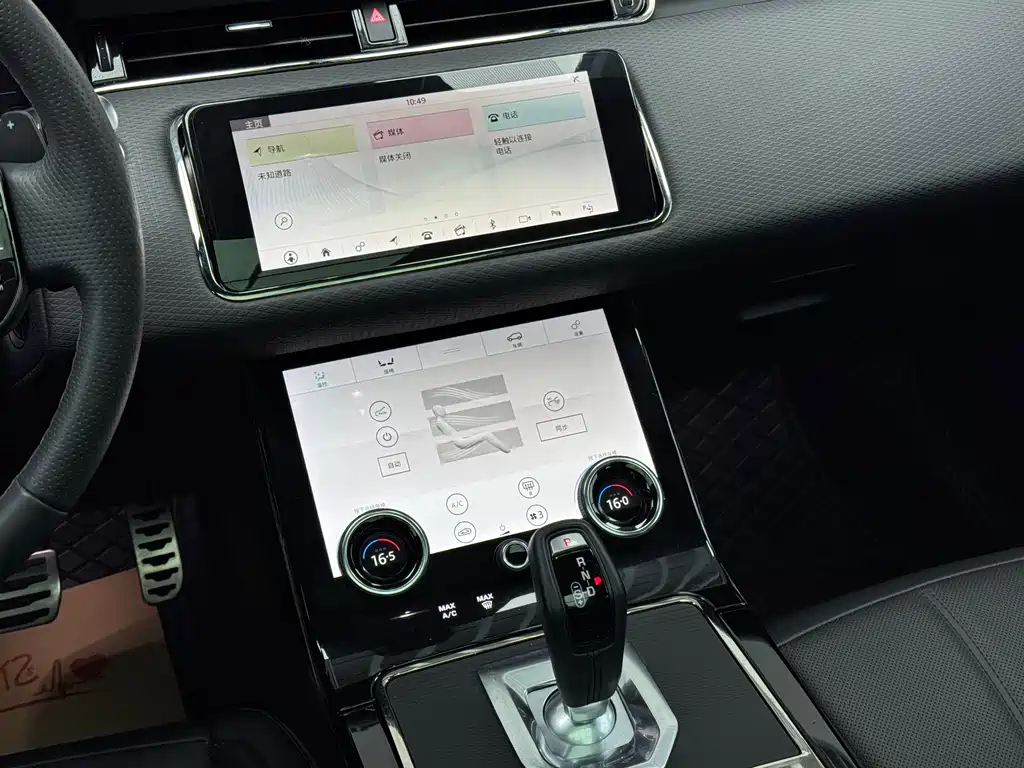 Land Rover Evoque 2021 — фото 17