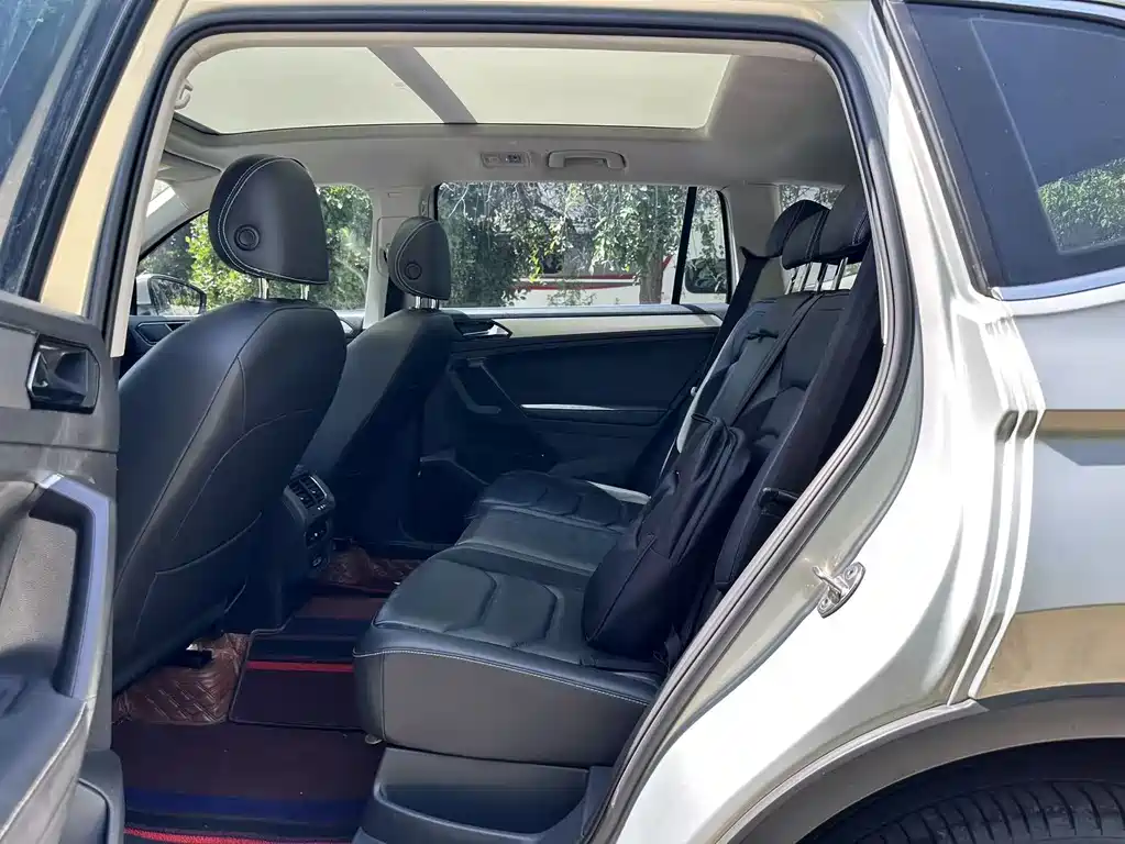 Volkswagen Tiguan L 2018 — фото 7