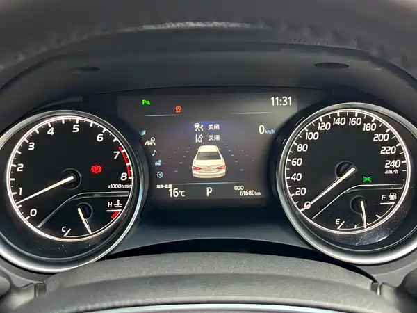Toyota Camry 2019
