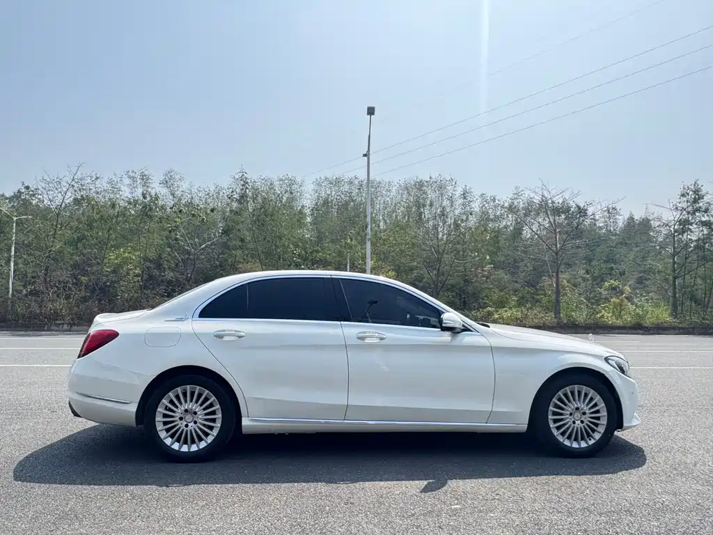 Mercedes-Benz C-Class 2016 — фото 15