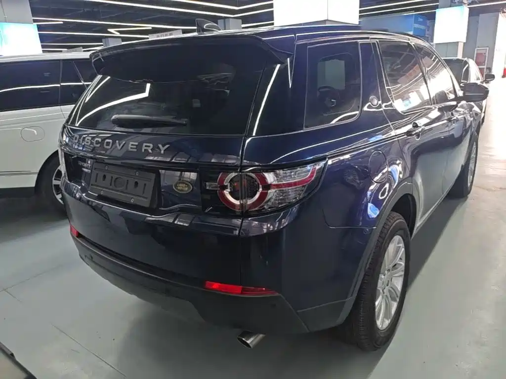 Land Rover Discovery Sport 2017 — фото 7