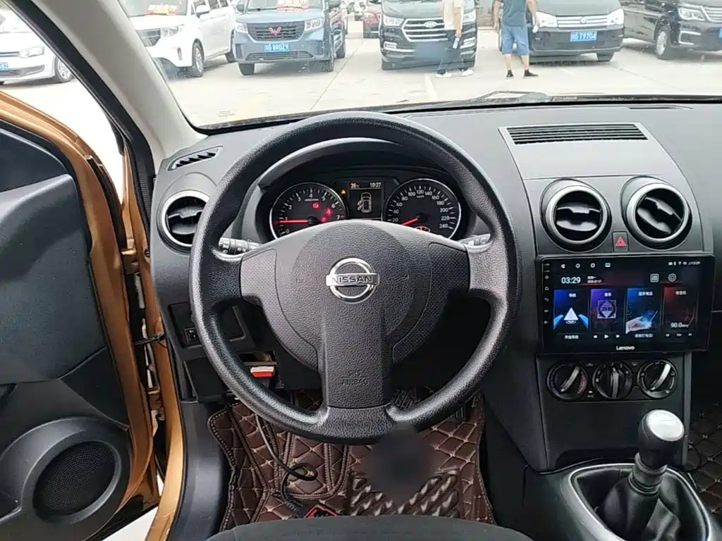 Nissan Qashqai 2015 — фото 11