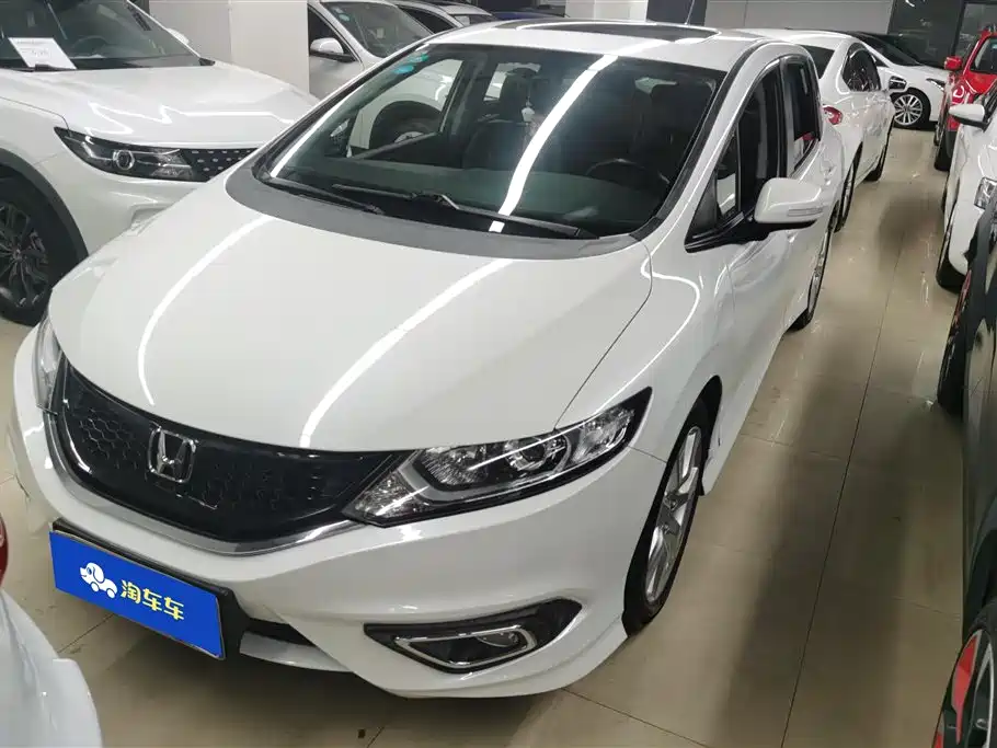 Honda Jade 2016 — фото 1
