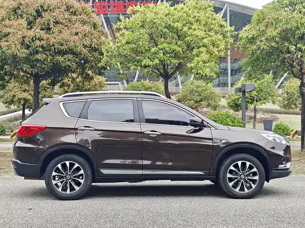 Dongfeng Fengdu MX5 2016