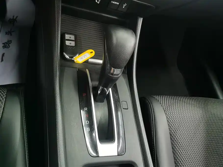 Honda Jade 2016 — фото 16
