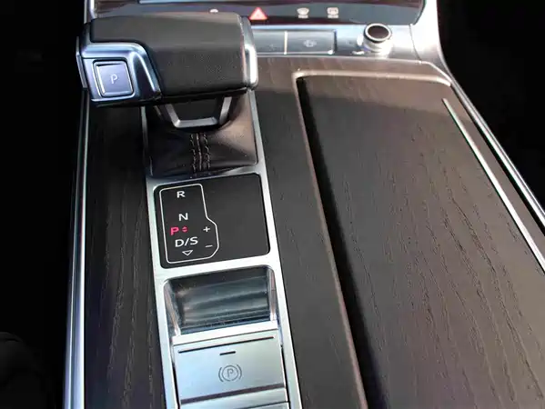 Audi A6L 2023