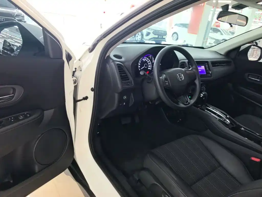Honda Vezel 2016 — фото 16