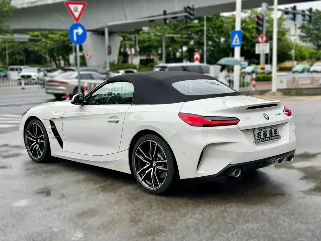 BMW Z4 2022 — фото 8
