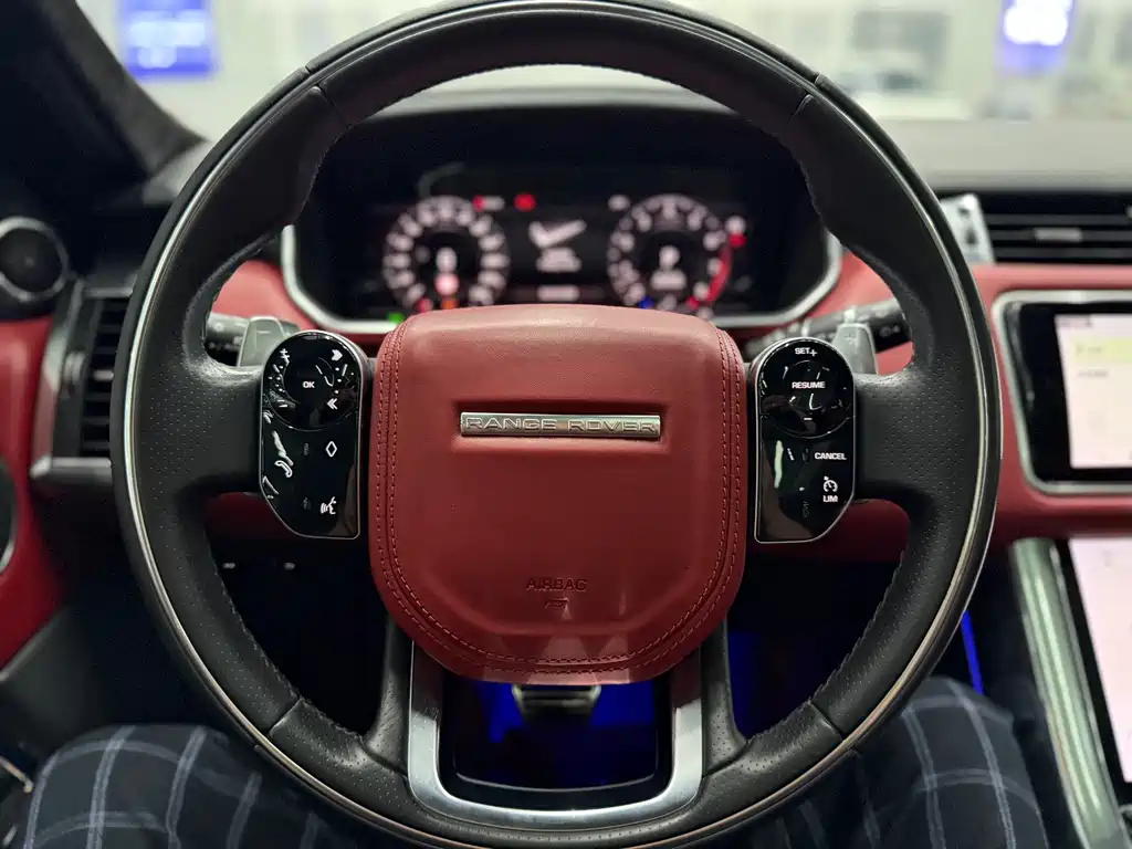Land Rover Sport 2020 — фото 12