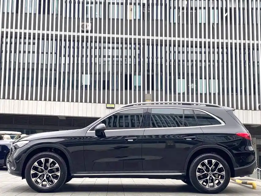 Mercedes-Benz GLC 2023 — фото 3