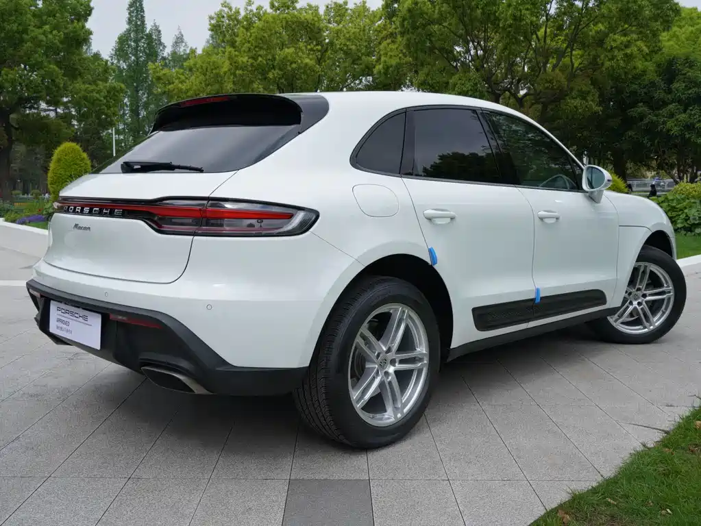 Porsche Macan 2024 — фото 18
