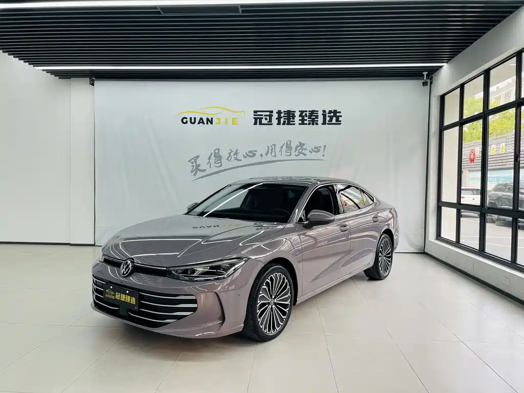 Volkswagen Passat 2024