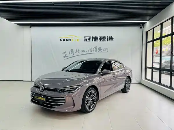 Volkswagen Passat 2025