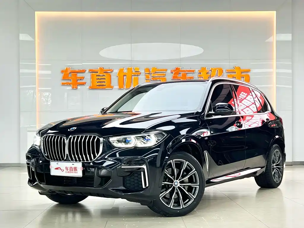 BMW X5 2022 — фото 1