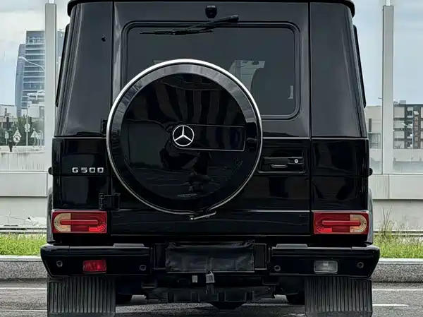 Mercedes-Benz G-Class 2011