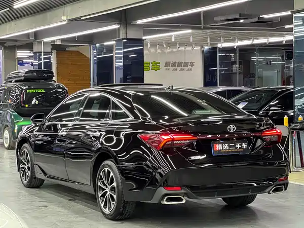 Toyota Avalon 2022