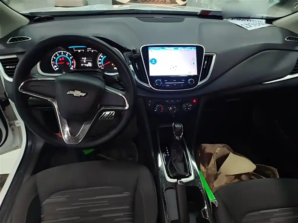 Chevrolet Cavalier 2019 — фото 10