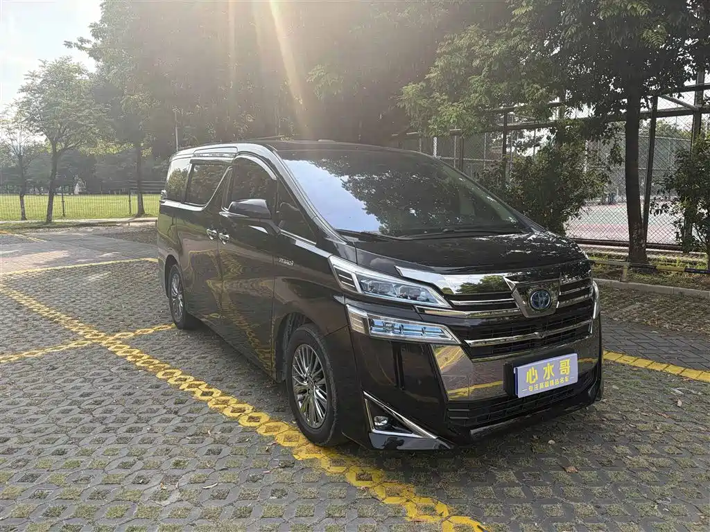 Toyota Vellfire 2020 — фото 3