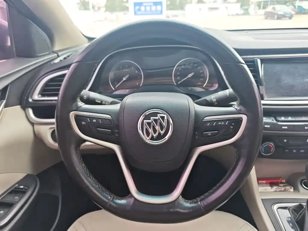 Buick Excelle 2018 — фото 15