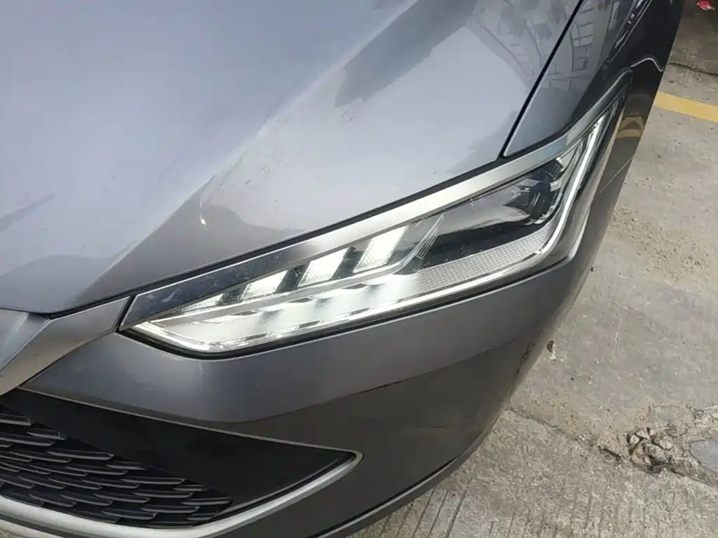 BYD Qin PLUS 2022 — фото 24