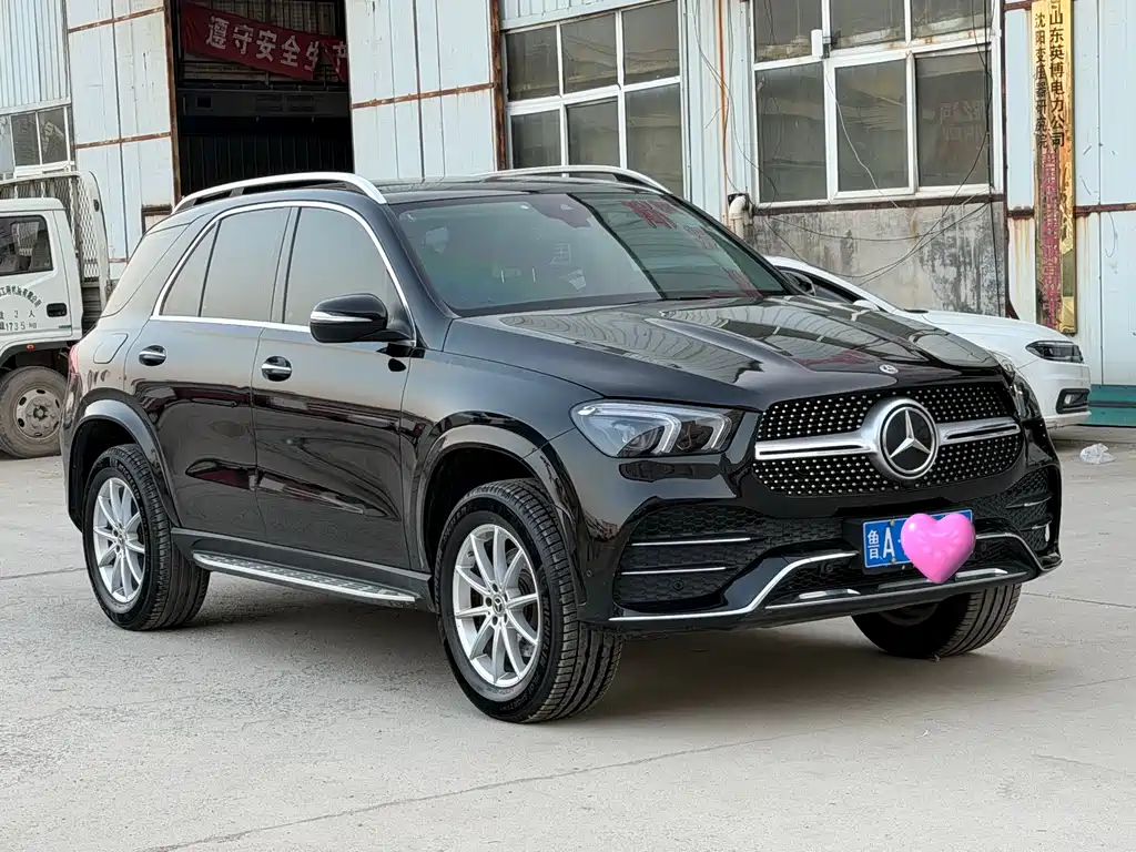 Mercedes-Benz GLE 2021 — фото 3