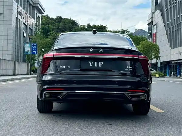 Hongqi H5 2025