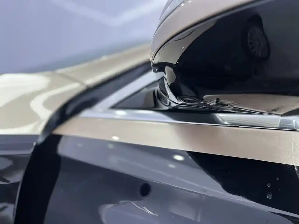 Mercedes-Benz E-Class 2019 — фото 17