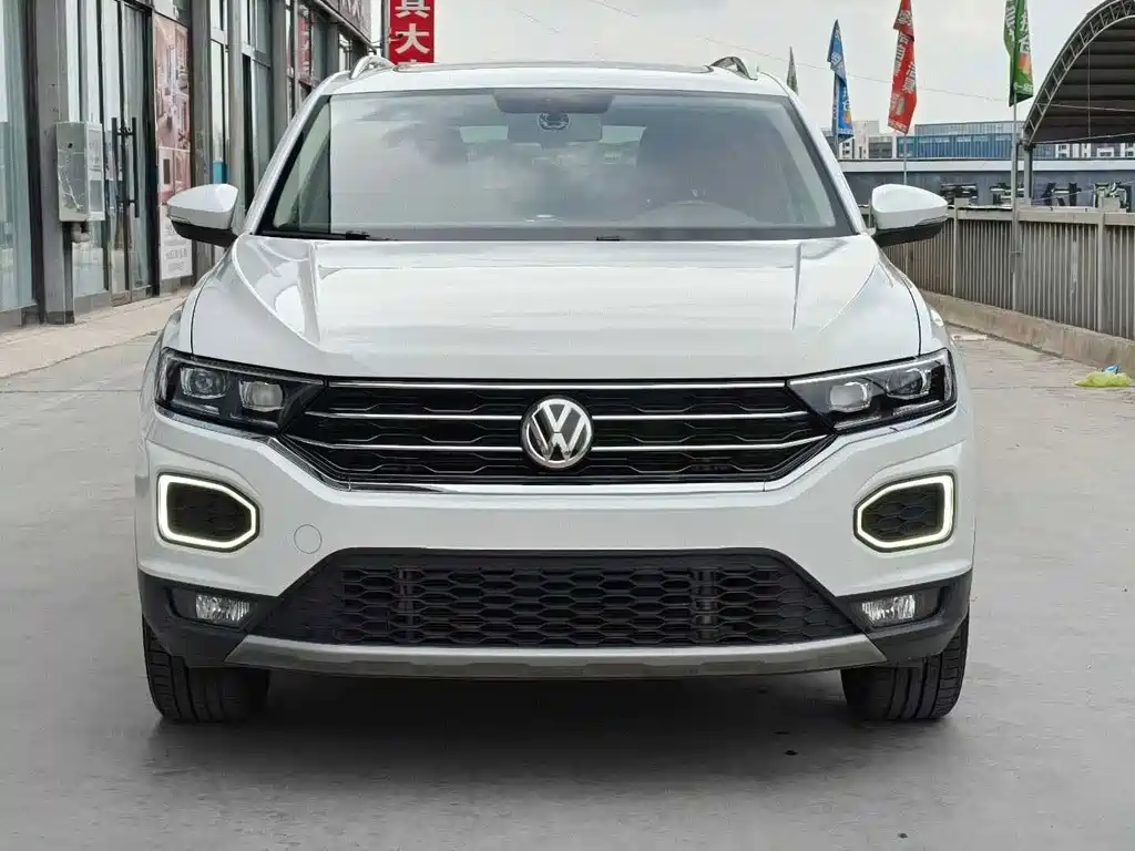 Volkswagen T-Roc 2021 — фото 2