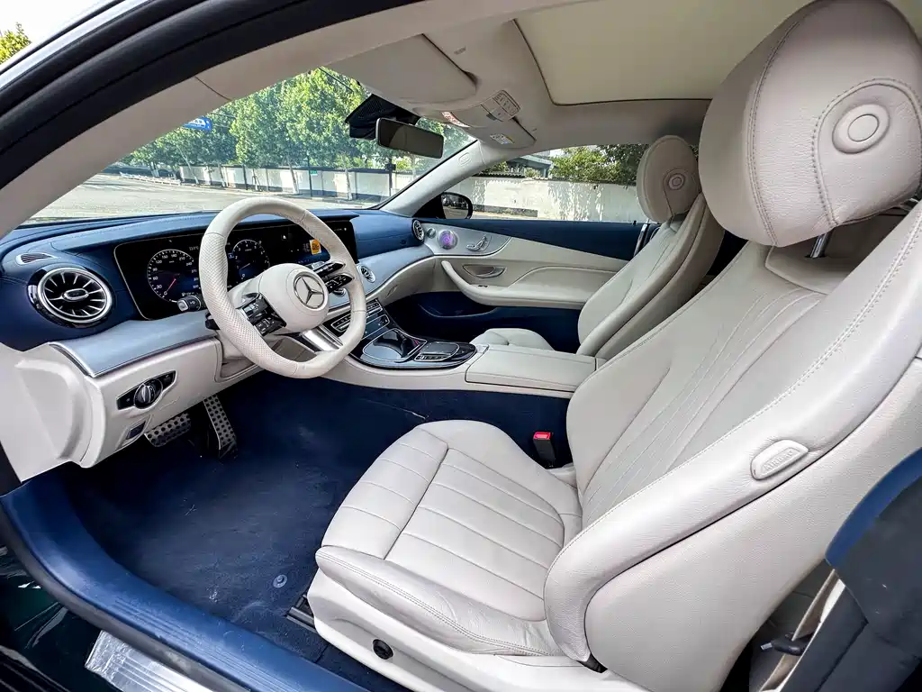 Mercedes-Benz E-Class 2023 — фото 10